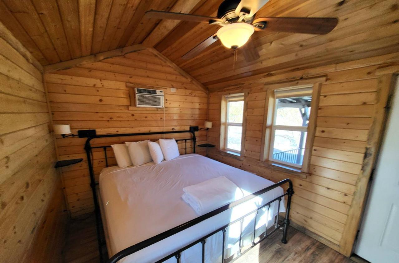 Panamint Springs Motel&Tents Bagian luar foto